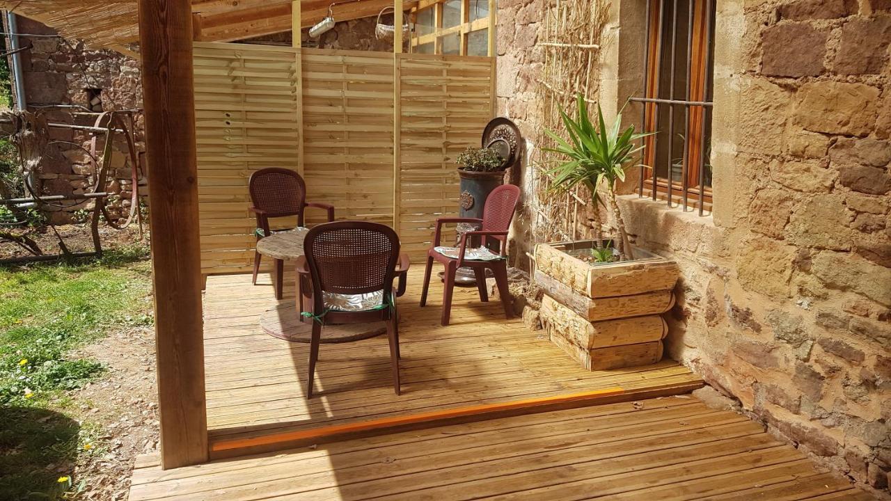 Maison Isolee Dans Les Vignes Et Les Bois Valady Exterior photo